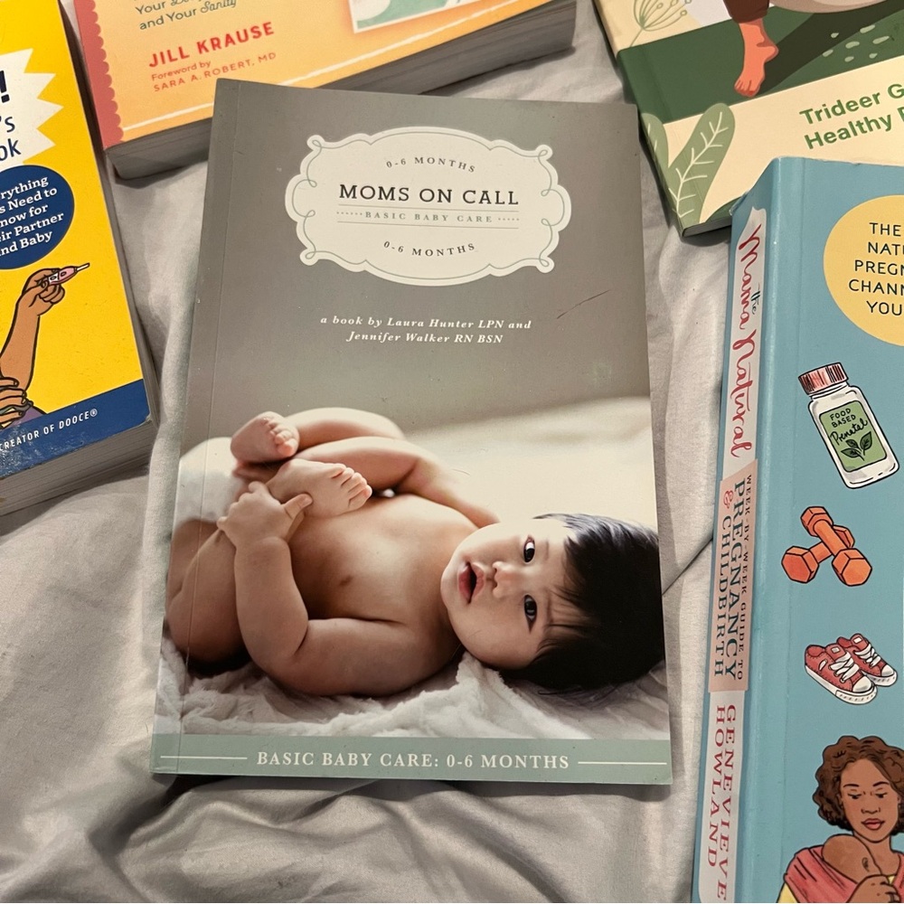 Pregnancy, Childbirth, and parenthood Book Collection with pocket fetal Doppler - Picture 3 of 8